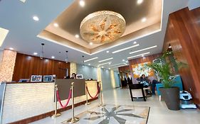 L' Meridian Suites